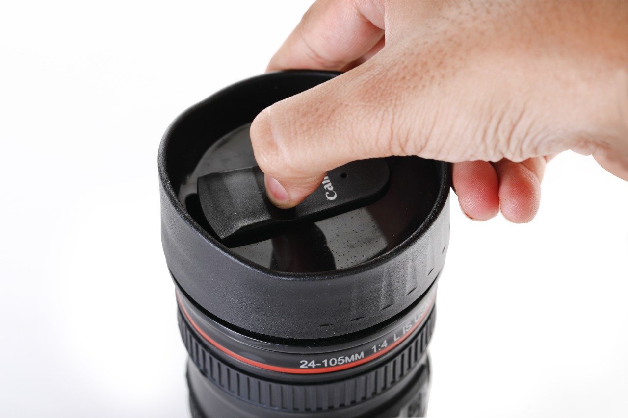 Camera Lens Shaped Coffee Mug Flask with Lid | Unique Drinkware for Photography Lovers