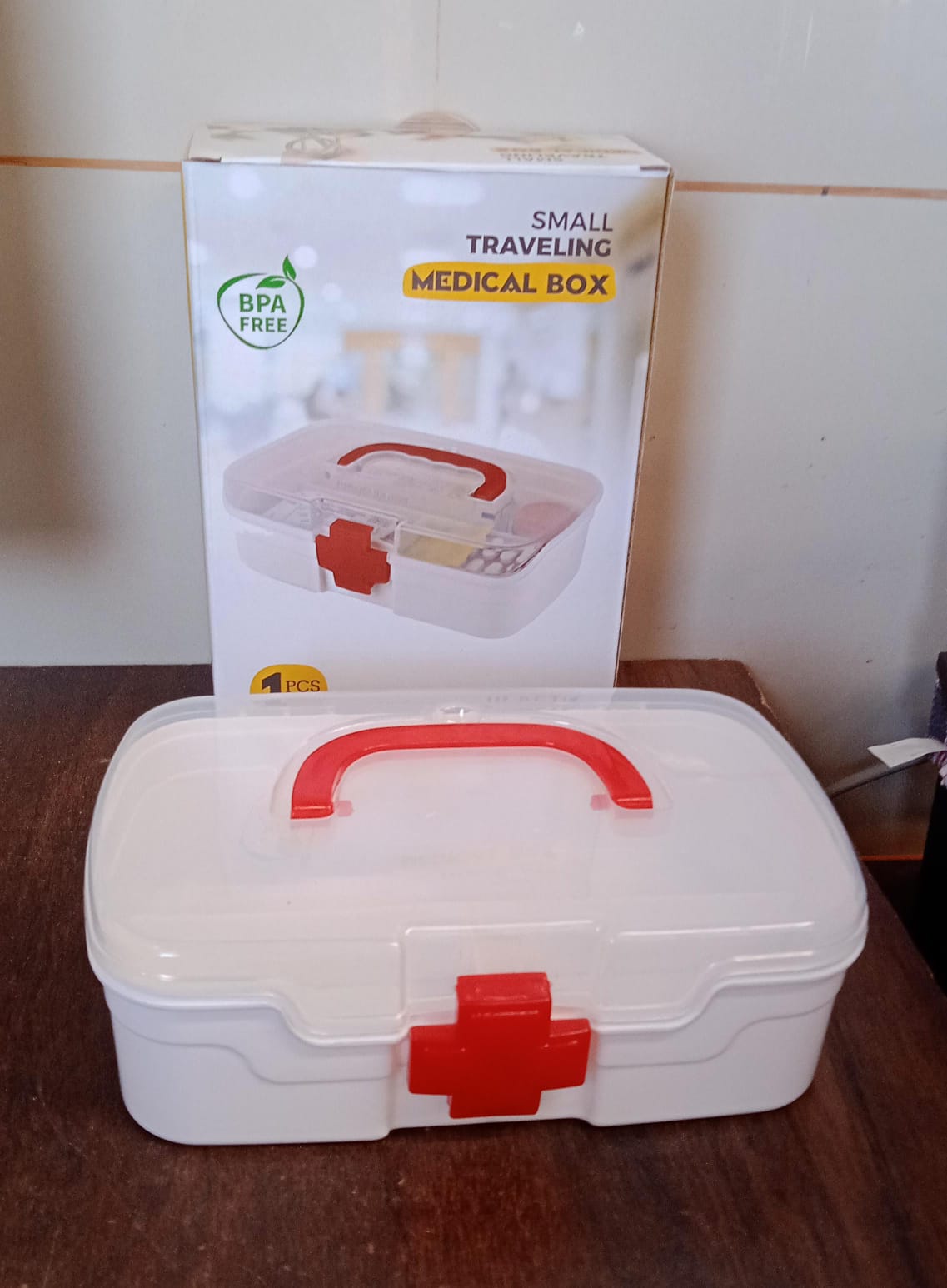 3-Compartment Medical Storage Box – First Aid Organizer with Handle & Detachable Tray