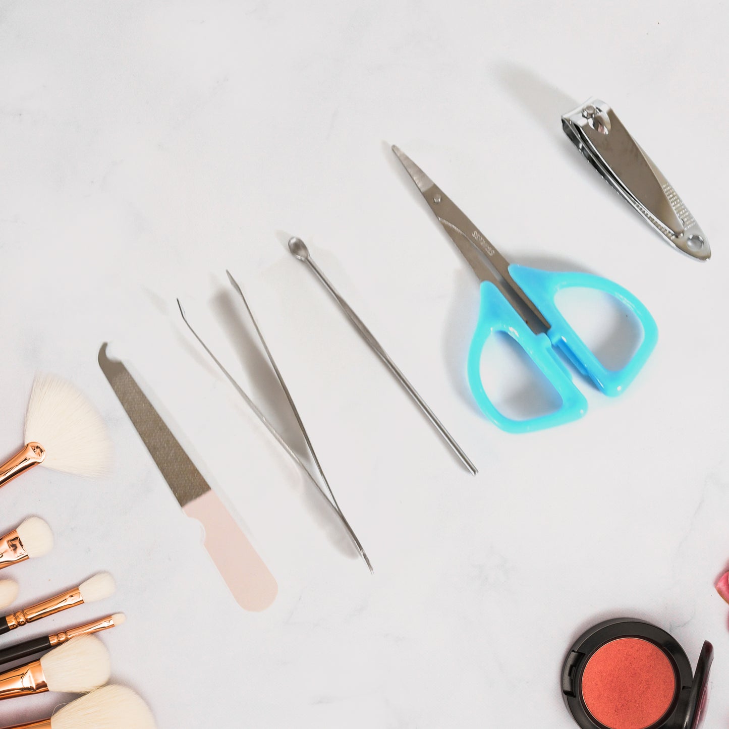 5-in-1 Stainless Steel Manicure Set – Luxury Nail Cutter & Grooming Kit for Women