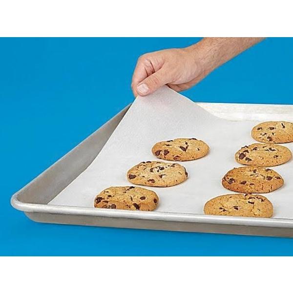 Non-Stick Microwave & Oven-Proof Baking Paper – Heat-Resistant & Food-Safe