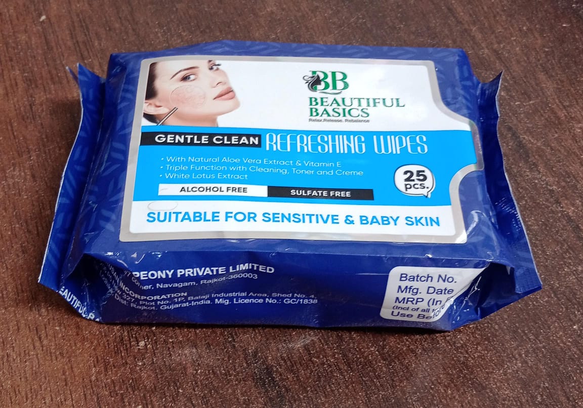 Refreshing Facial Wet Wipes – Alcohol-Free, Hydrating & pH-Balanced with Fruit Extracts – 25 Wipes
