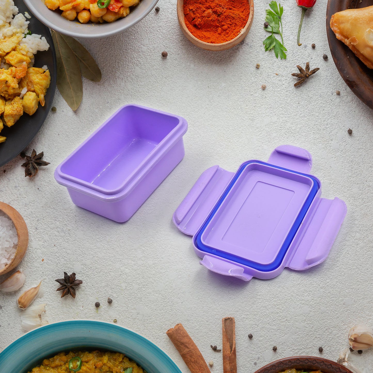 High-Quality Plastic & Steel Lunch Box โ Perfect for Kids' School Meals ๐๐ฑ