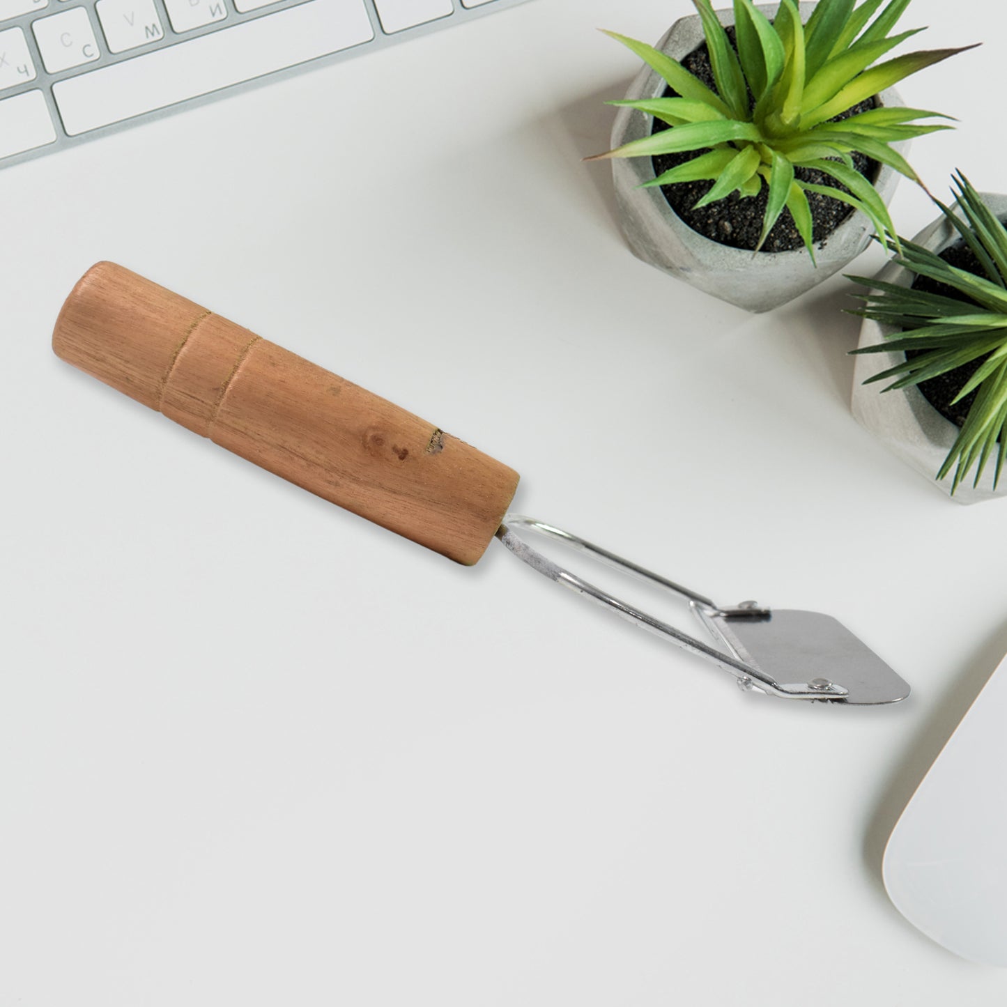 🥒 Wooden Handle Metal Vegetable Cutter & Peeler – 1 Pc