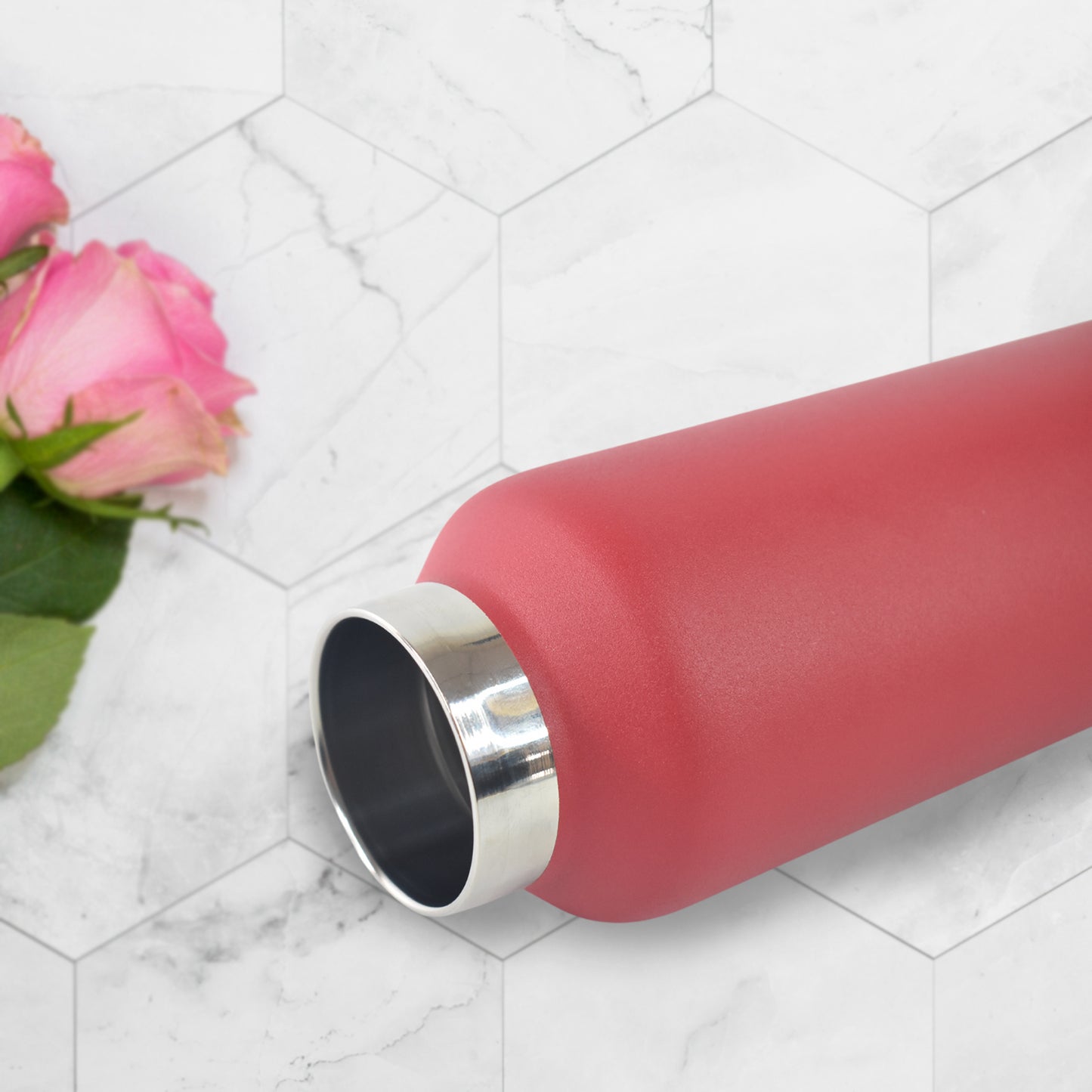 Vacuum Insulated Stainless Steel Water Bottle – 630ml Leakproof & Durable 💧🔥❄️