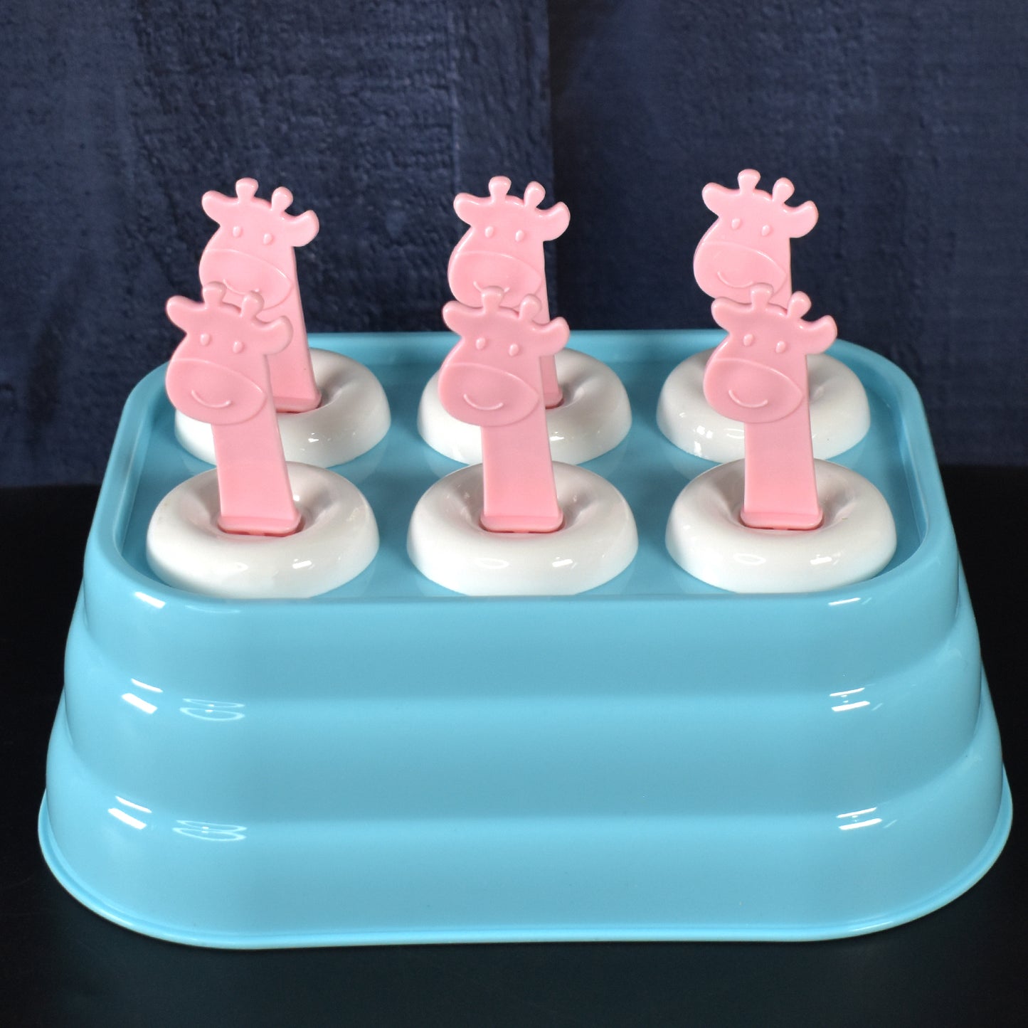 🦒 6-Cavity Giraffe-Shaped Popsicle Molds – Plastic (1 Pc)