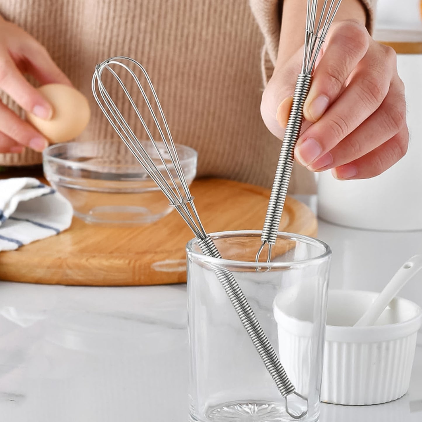 Stainless Steel Kitchen Whisk – 16cm Durable & Ergonomic Mixer 🍳✨