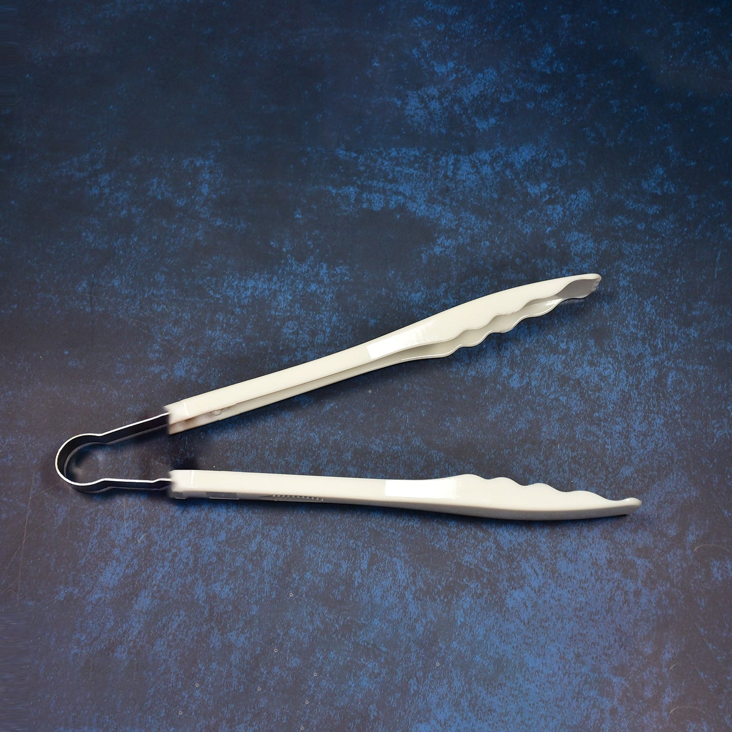 Plastic Handle Kitchen Tongs – Bread & Cooking Clamps - Chestore