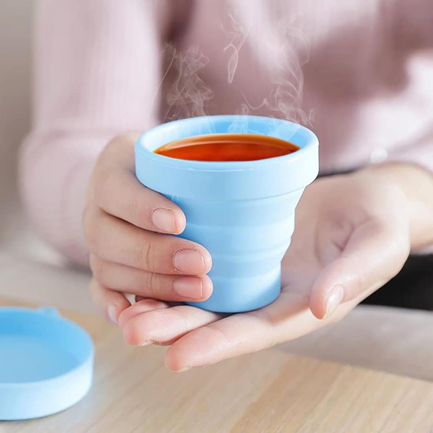 Round Silicone Foldable Travel Mug with Lid - Chestore